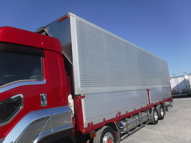 いすゞ ギガ 大型 アルミウィング QKG-CYJ77B(96500) 3枚目