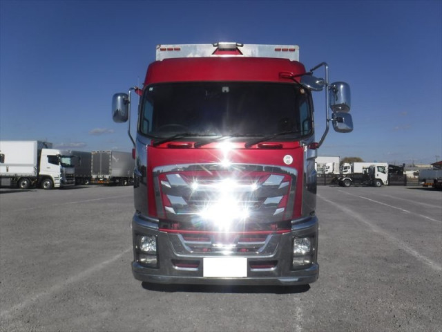 いすゞ ギガ 大型 アルミウィング QKG-CYJ77B(96500) 4枚目