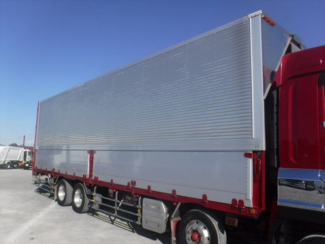 いすゞ ギガ 大型 アルミウィング QKG-CYJ77B(96500) 6枚目