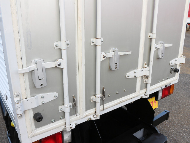 いすゞ エルフ 小型 アルミバン TRG-NHR85AN(96499) 37枚目