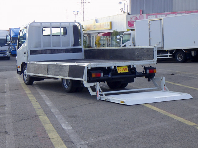 日野 デュトロ 小型 平ボディ TKG-XZU710M(96502) 8枚目