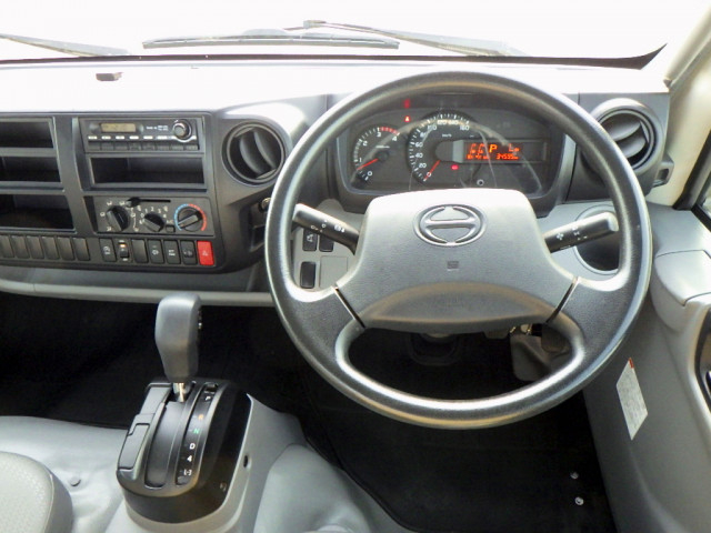 日野 デュトロ 小型 平ボディ TKG-XZU710M(96502) 23枚目