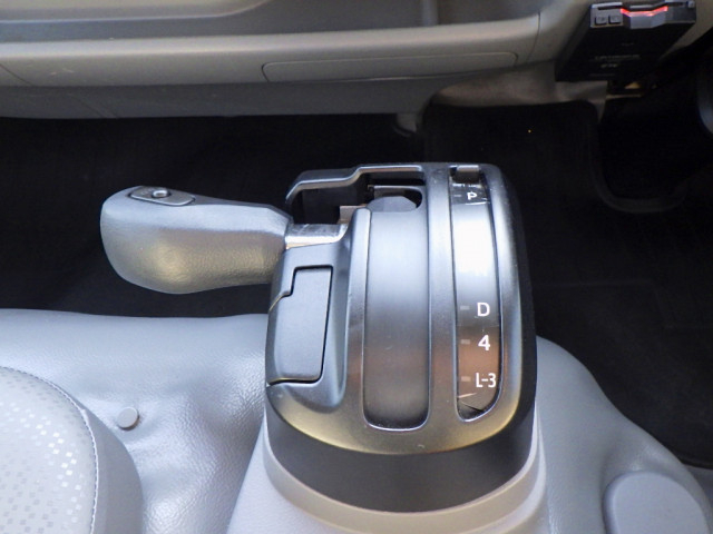 日野 デュトロ 小型 平ボディ TKG-XZU710M(96502) 25枚目