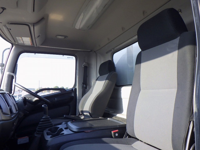 日野 レンジャー 中型 平ボディ TKG-FC9JKAG(96508) 19枚目