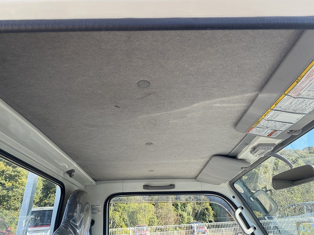 いすゞ エルフ 小型 平ボディ TRG-NJR85A(96507) 26枚目