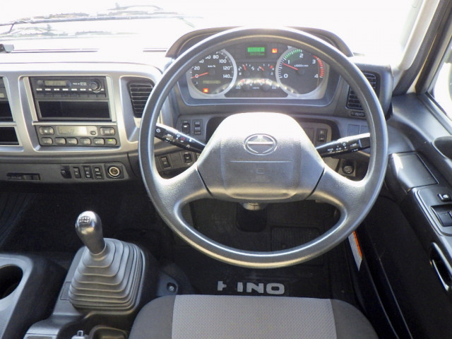 日野 レンジャー 中型 平ボディ TKG-FC9JKAG(96508) 21枚目