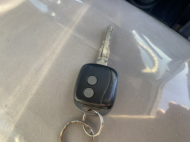 いすゞ エルフ 小型 平ボディ TRG-NJR85A(96507) 33枚目