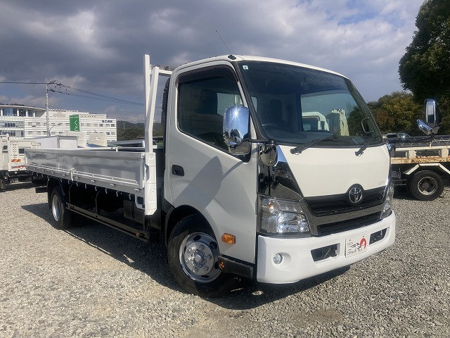 トヨタ ダイナ 小型 平ボディ TKG-XZU730(96511) 3枚目
