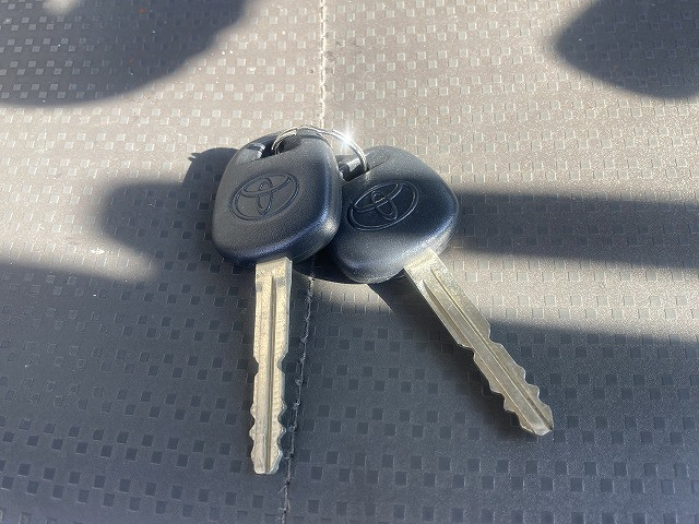 トヨタ ダイナ 小型 平ボディ TKG-XZU730(96511) 35枚目