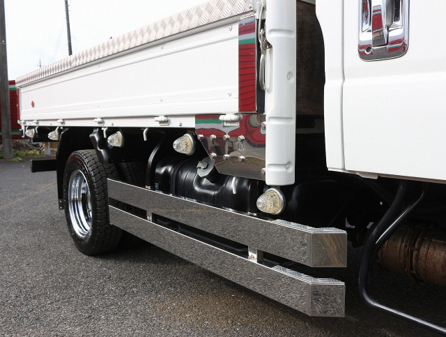 いすゞ エルフ 小型 Wキャブ TRG-NLR85AR(96513) 9枚目