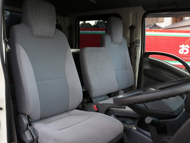 いすゞ エルフ 小型 Wキャブ TRG-NLR85AR(96513) 29枚目