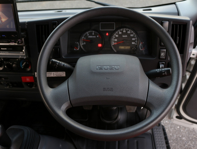 いすゞ エルフ 小型 Wキャブ TRG-NLR85AR(96513) 32枚目