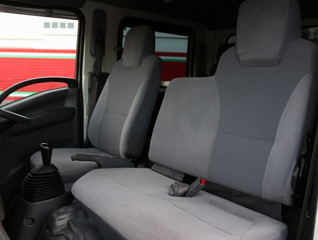 いすゞ エルフ 小型 Wキャブ TRG-NLR85AR(96513) 41枚目