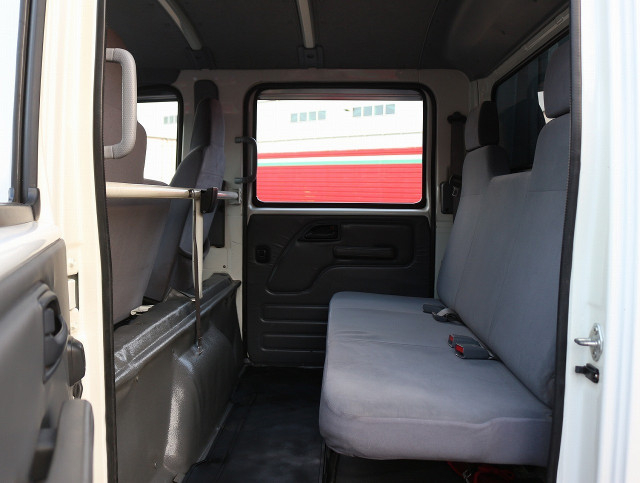 いすゞ エルフ 小型 Wキャブ TRG-NLR85AR(96513) 43枚目