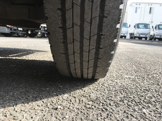 いすゞ エルフ 小型 平ボディ TRG-NPR85AR(96514) 40枚目