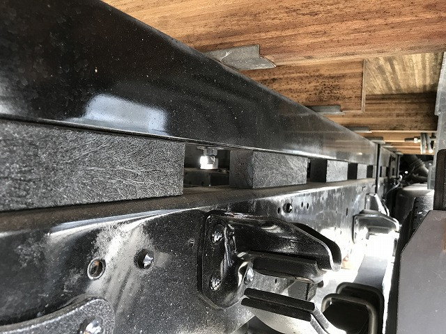 いすゞ エルフ 小型 平ボディ TRG-NPR85AR(96514) 45枚目