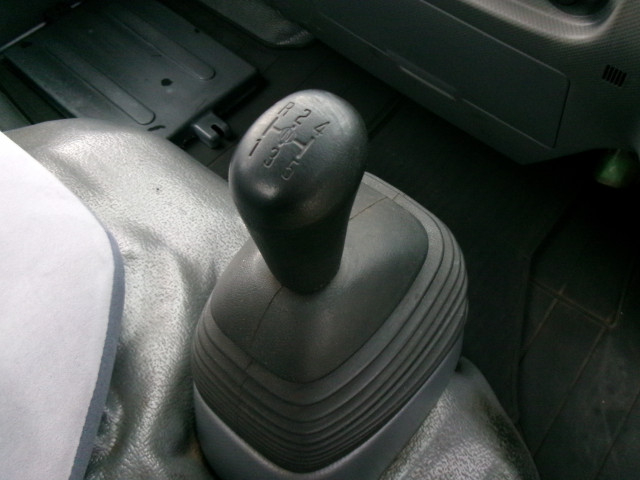 いすゞ エルフ 小型 平ボディ TRG-NJR85A(96516) 16枚目