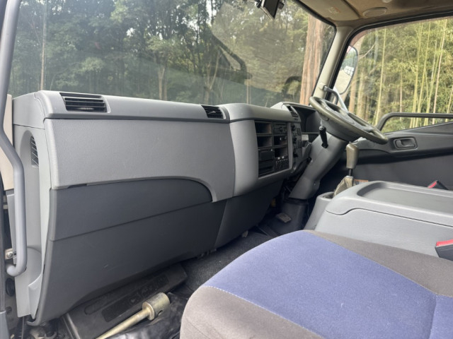 三菱ふそう ファイター 中型 平ボディ TKG-FK61F(96515) 30枚目