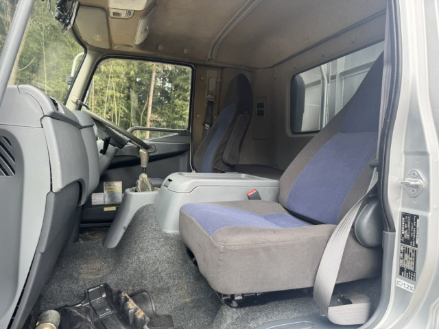 三菱ふそう ファイター 中型 平ボディ TKG-FK61F(96515) 31枚目
