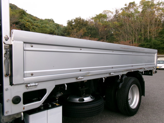 いすゞ エルフ 小型 平ボディ TRG-NJR85A(96516) 23枚目