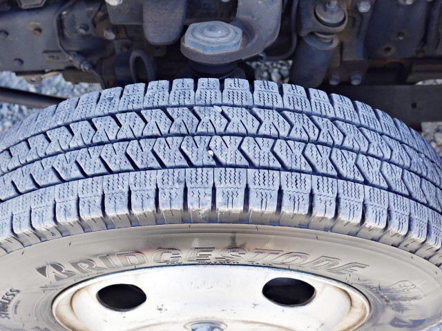 いすゞ エルフ 小型 冷凍冷蔵バン TKG-NHS85AN(96519) 17枚目