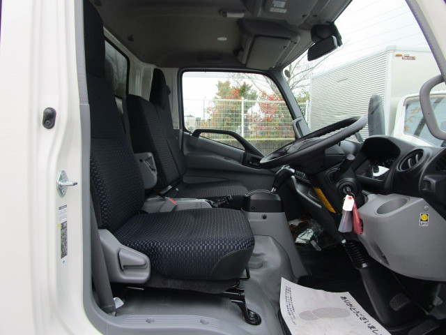 日野 デュトロ 小型 アルミバン 2KG-XZU710M(96520) 11枚目