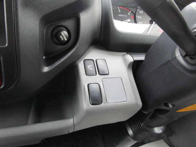 日野 デュトロ 小型 アルミバン 2KG-XZU710M(96520) 16枚目