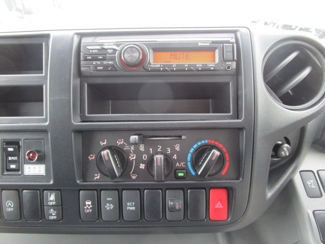 日野 デュトロ 小型 アルミバン 2KG-XZU710M(96520) 17枚目