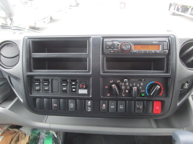 日野 デュトロ 小型 アルミバン 2KG-XZU710M(96520) 18枚目