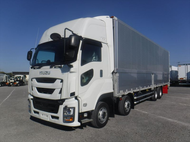 いすゞ ギガ 大型 アルミウィング 2PG-CYJ77D(96521) 1枚目