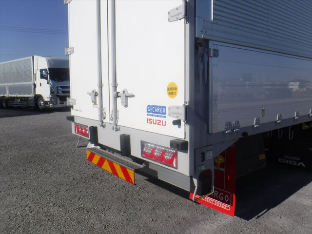 いすゞ ギガ 大型 アルミウィング 2PG-CYJ77D(96521) 10枚目