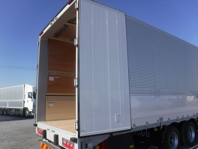 いすゞ ギガ 大型 アルミウィング 2PG-CYJ77D(96521) 17枚目