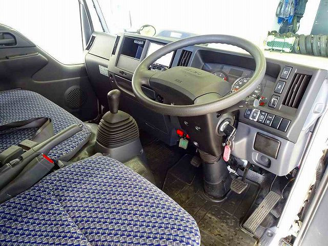 いすゞ エルフ 小型 平ボディ 2RG-NJR88A(96524) 5枚目