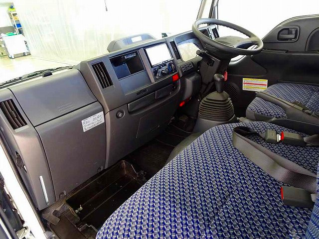 いすゞ エルフ 小型 平ボディ 2RG-NJR88A(96524) 7枚目