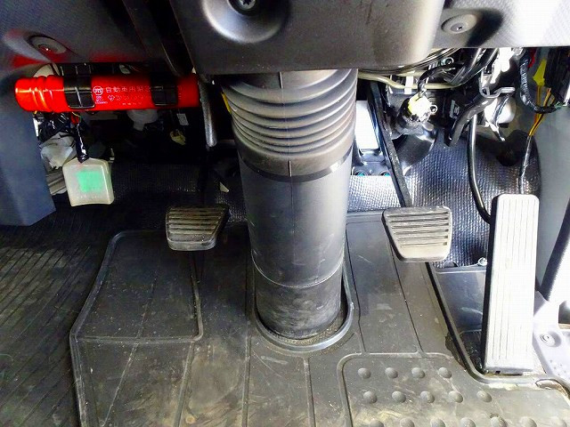 いすゞ エルフ 小型 平ボディ 2RG-NJR88A(96524) 18枚目