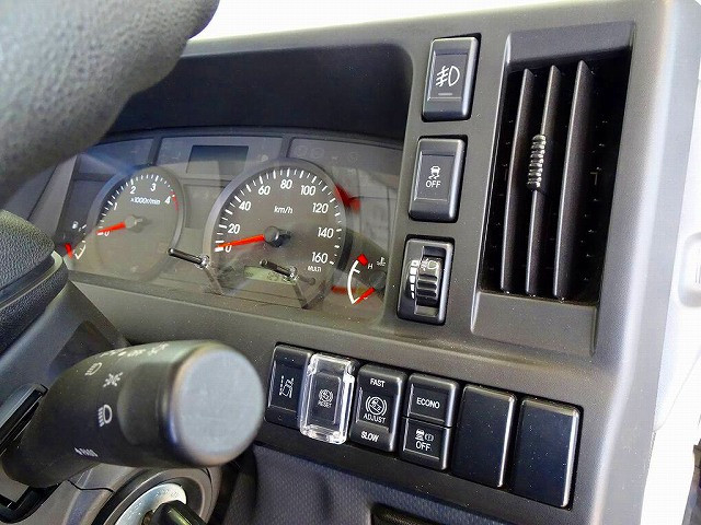 いすゞ エルフ 小型 平ボディ 2RG-NJR88A(96524) 19枚目