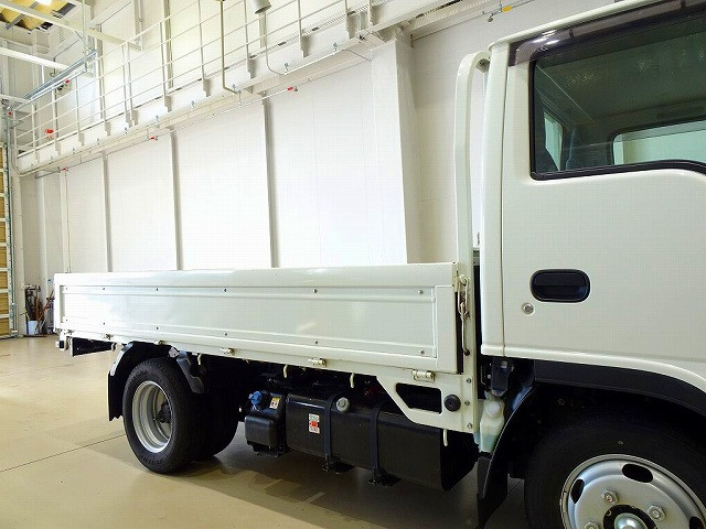 いすゞ エルフ 小型 平ボディ 2RG-NJR88A(96524) 23枚目