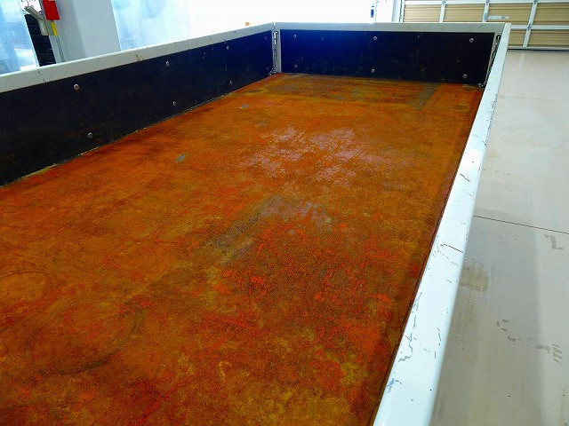 いすゞ エルフ 小型 平ボディ 2RG-NJR88A(96524) 28枚目