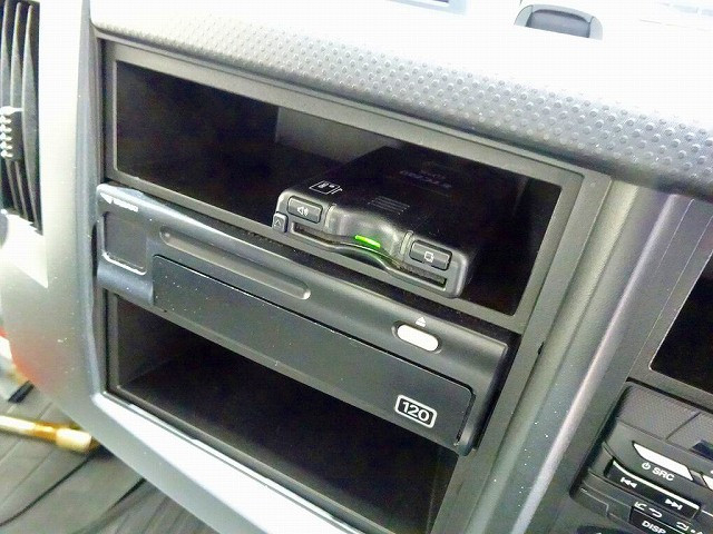 いすゞ フォワード 中型 アルミウィング 2RG-FRR90T2(96525) 12枚目