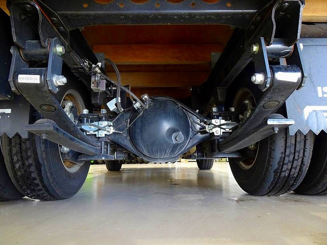 いすゞ エルフ 小型 平ボディ 2RG-NJR88A(96524) 34枚目