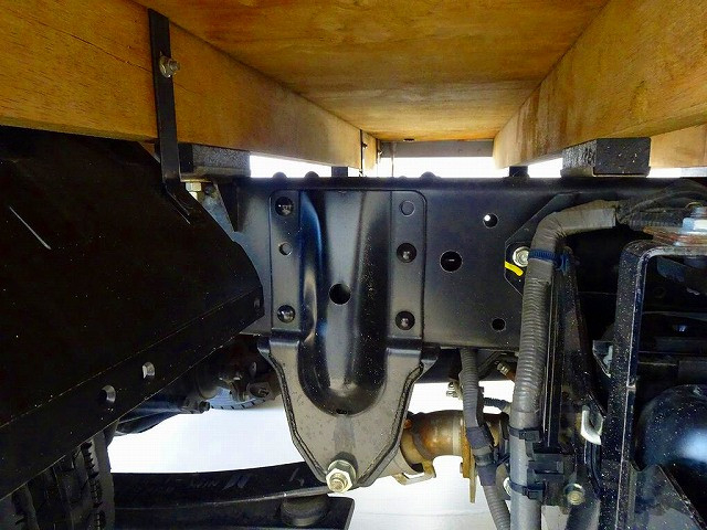 いすゞ エルフ 小型 平ボディ 2RG-NJR88A(96524) 37枚目