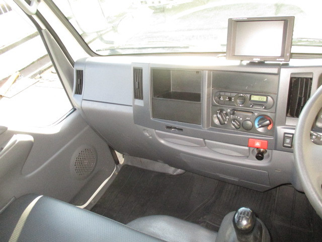 いすゞ エルフ 小型 平ボディ TRG-NKR85A(96526) 16枚目