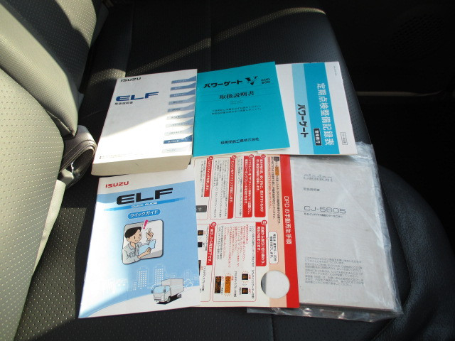 いすゞ エルフ 小型 平ボディ TRG-NKR85A(96526) 18枚目