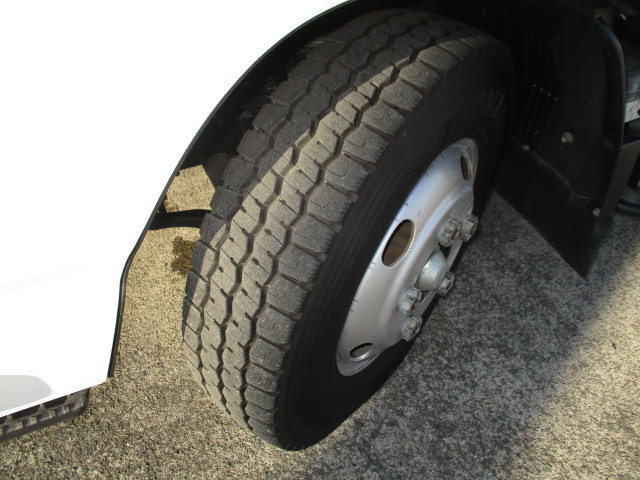 いすゞ エルフ 小型 平ボディ TRG-NKR85A(96526) 19枚目