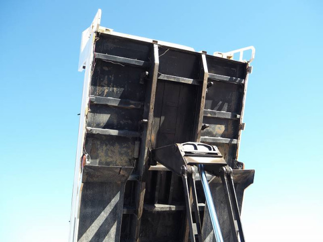 三菱ふそう スーパーグレート 大型 土砂ダンプ LDG-FV50VX(96548) 20枚目