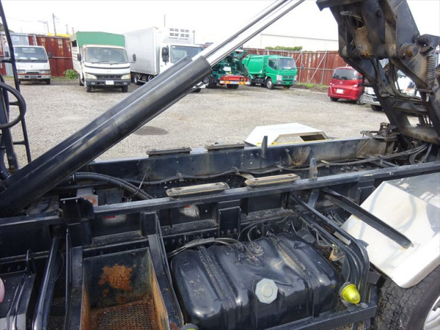 いすゞ フォワード 中型 コンテナ専用車 PKG-FRR90S2(96550) 6枚目