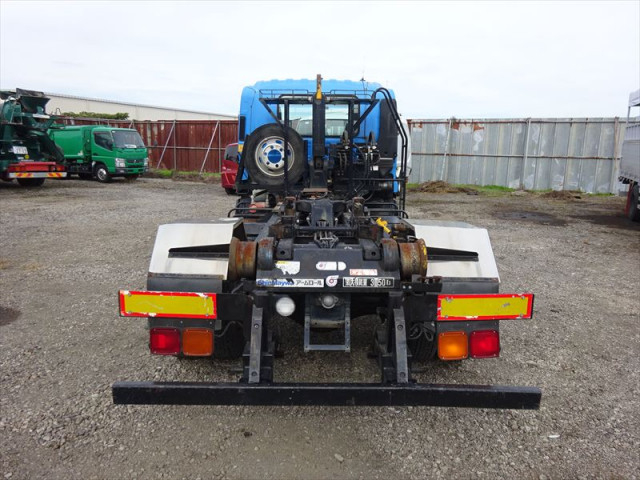 いすゞ フォワード 中型 コンテナ専用車 PKG-FRR90S2(96550) 9枚目