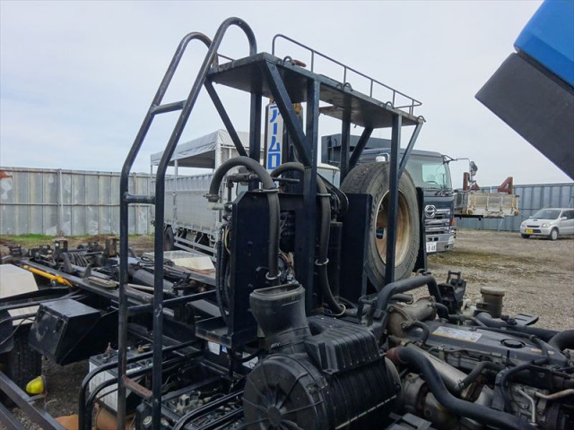 いすゞ フォワード 中型 コンテナ専用車 PKG-FRR90S2(96550) 13枚目