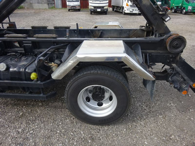 いすゞ フォワード 中型 コンテナ専用車 PKG-FRR90S2(96550) 14枚目