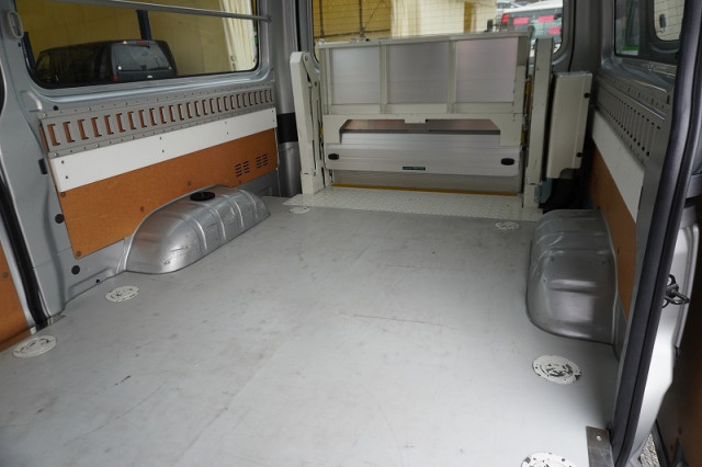 トヨタ ハイエース 小型 ライトバン CBF-TRH200K(96556) 25枚目